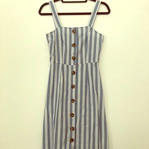 Women’s blue and white stripes casual dress